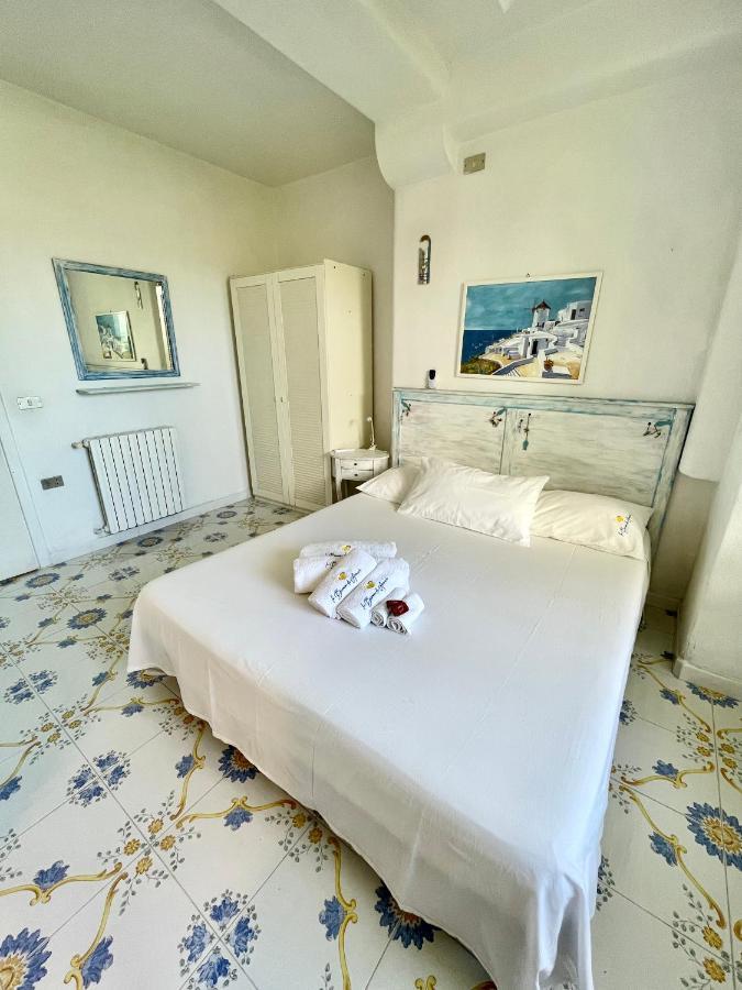 Bed and Breakfast La Bicocca Di Annavi Форио Экстерьер фото