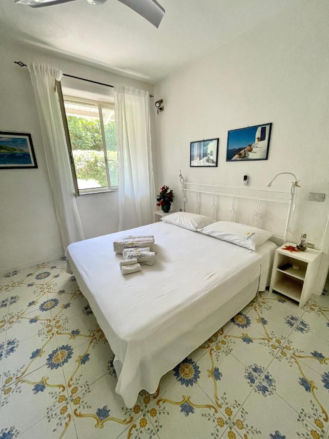 Bed and Breakfast La Bicocca Di Annavi Форио Экстерьер фото